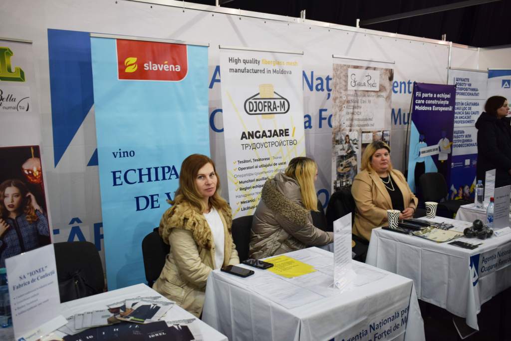 Târgul locurilor de muncă, în cadrul celei de-a XXI-a ediții a Expoziției naționale „Fabricat în Moldova”